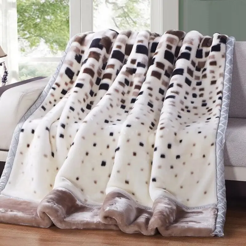 2019 New Soft thick Warm Fleece Blanket Winter bedroom quilts Sofa Nap blanket bedding comforter Adults high quality blankets
2019 New Soft thick Warm Fleece Blanket Winter bedroom quilts Sofa Nap blanket bedding comforter Adults high quality blankets