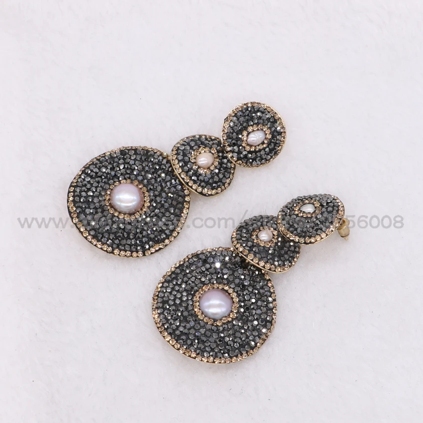 Wholesale 3 Round earrings with small pearl black round beads blingbling dangle earrings drop earrings Gems stone jewelry 1186
Wholesale 3 Round earrings with small pearl black round beads blingbling dangle earrings drop earrings Gems stone jewelry 1186