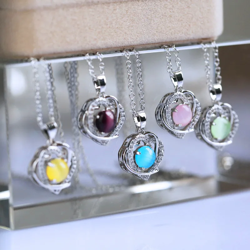 Cute Female Yellow Blue Green Moonstone Pendant Necklace 2019 Fashion 925 Silver Choker Heart Necklaces For Women New Year Gifts
Cute Female Yellow Blue Green Moonstone Pendant Necklace 2019 Fashion 925 Silver Choker Heart Necklaces For Women New Year Gifts