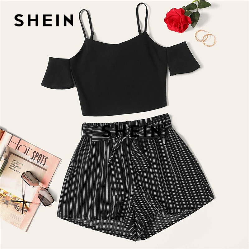 SHEIN Plus Size Black Cold Shoulder Top And Belted Pinstripe Shorts Set 2019 Women Summer Casual Spaghetti Strap Two Piece Set
SHEIN Plus Size Black Cold Shoulder Top And Belted Pinstripe Shorts Set 2019 Women Summer Casual Spaghetti Strap Two Piece Set