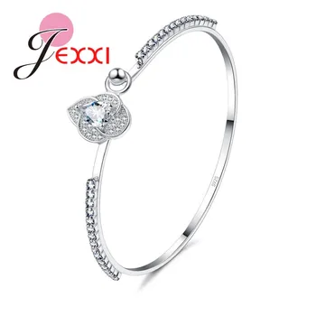 New Fashion Ladies Water Drop Style 925 Sterling Silver Cubic Zirconia Bracelet For Women Jewelry Mother's Day Gift
New Fashion Ladies Water Drop Style 925 Sterling Silver Cubic Zirconia Bracelet For Women Jewelry Mother's Day Gift