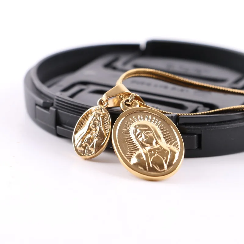 2PCS Small Golden Matrona Mary Pendant Necklace Stainless Steel Charm Golden Chain Religious Jewelry Virgin Mary Necklace Men
2PCS Small Golden Matrona Mary Pendant Necklace Stainless Steel Charm Golden Chain Religious Jewelry Virgin Mary Necklace Men