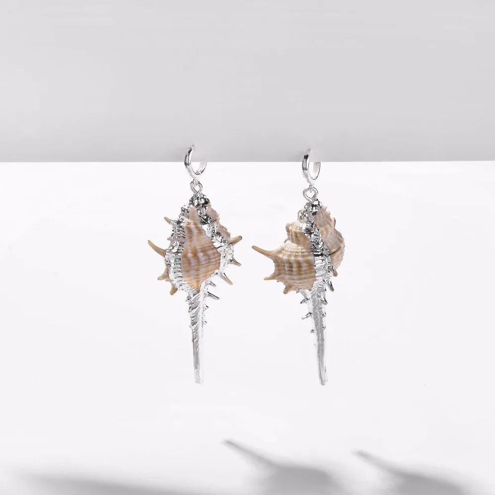 Fashion Jewelry for Summer Seashell Gold Color Conch Drop Earrings for Women Pendant Earring
Fashion Jewelry for Summer Seashell Gold Color Conch Drop Earrings for Women Pendant Earring