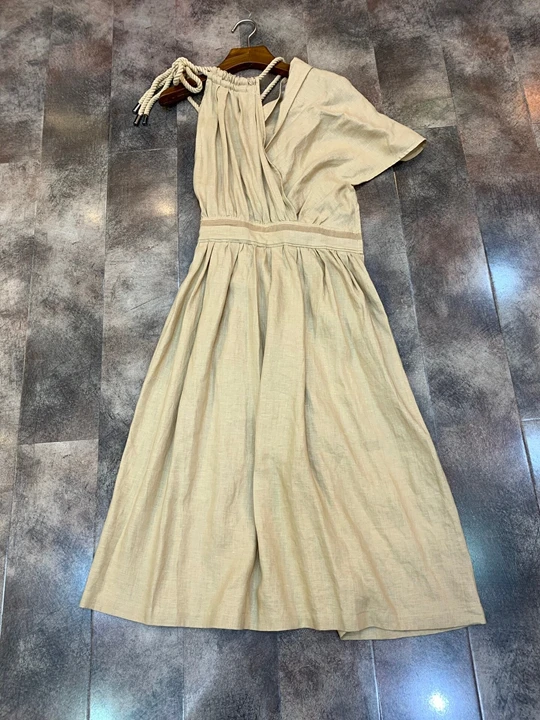 New Summer 2019 Women's Irregular Neckline Single Shoulder A-Shaped Pure Colour dress 602
New Summer 2019 Women's Irregular Neckline Single Shoulder A-Shaped Pure Colour dress 602