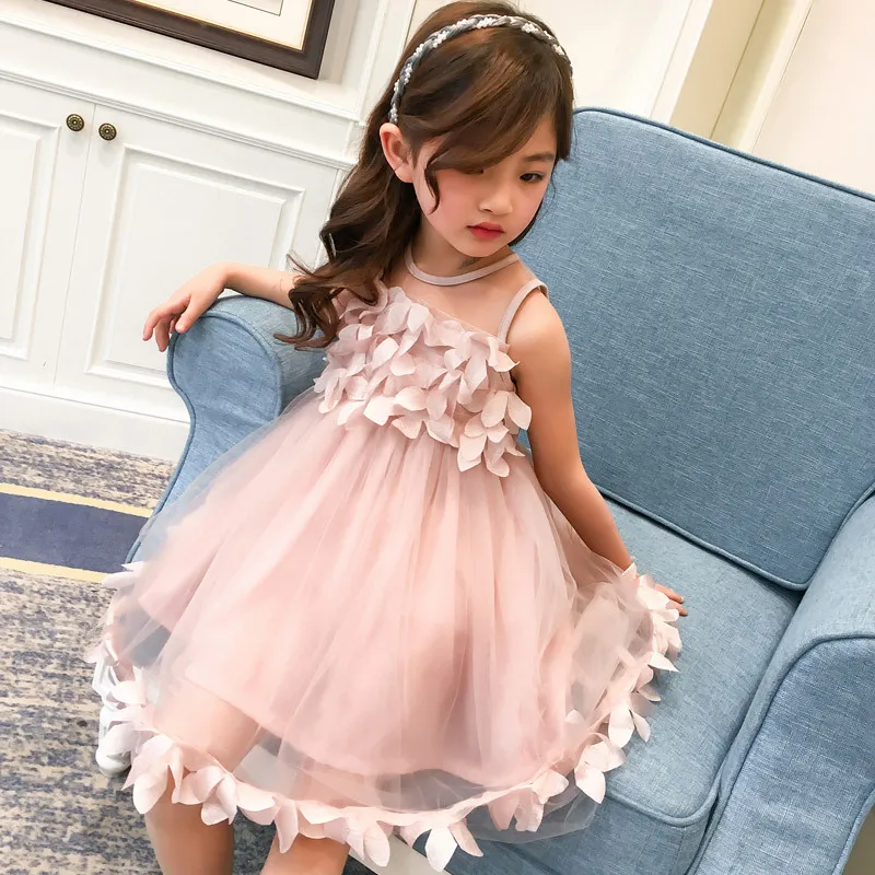 Girls Sleeveless Floral Dress 2018 Summer Children Party Princess leaves Dresses Kid Dress Child Clothes 3-12 Years Old
Girls Sleeveless Floral Dress 2018 Summer Children Party Princess leaves Dresses Kid Dress Child Clothes 3-12 Years Old