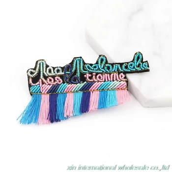 New fashion design of metal wire badge hand embroidery My melancholy words slovakia Cartoon Brooch rozet
New fashion design of metal wire badge hand embroidery My melancholy words slovakia Cartoon Brooch rozet