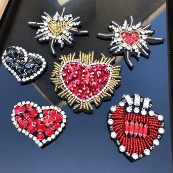 Bead On Applique Paillette love heart patches glitter Felt 3D Appliques for clothes Sewing Supplies DIY craft ornament
Bead On Applique Paillette love heart patches glitter Felt 3D Appliques for clothes Sewing Supplies DIY craft ornament