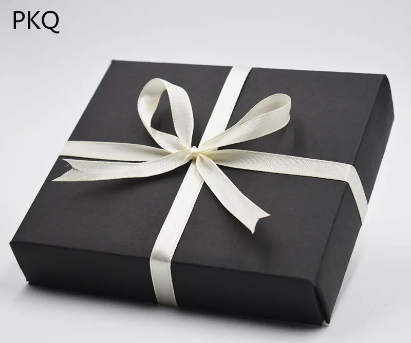 14.5*12.5*3cm Large Kraft Paper packing Box with ribbon Natural Paper Gift Packaging Box Handmade Present Paper Cardboard Box
14.5*12.5*3cm Large Kraft Paper packing Box with ribbon Natural Paper Gift Packaging Box Handmade Present Paper Cardboard Box