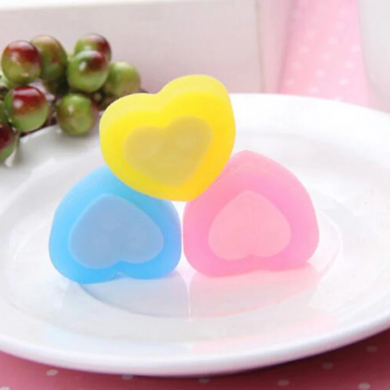 30 Pcs / Lot Cute Colorful Heart Shape Rubber Eraser Cartoon School Office Stationery For Kids Stationery Christmas Gift Prize
30 Pcs / Lot Cute Colorful Heart Shape Rubber Eraser Cartoon School Office Stationery For Kids Stationery Christmas Gift Prize