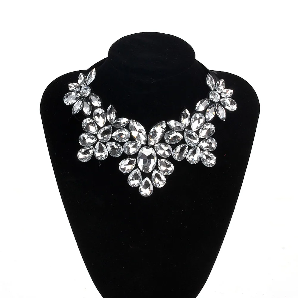 ZMZY New Christmas gifts 2021 Style Handmade Glass Crystal Ribbon Collar Choker Necklace Women Gift
ZMZY New Christmas gifts 2021 Style Handmade Glass Crystal Ribbon Collar Choker Necklace Women Gift