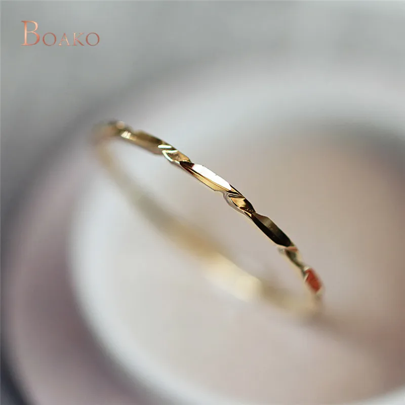Korean Fashion Gold Plating Rings Anti-allergy Smooth Simple Wedding Engagement Tail Rings Bijouterie for Woman Gift Jewelry Z4
Korean Fashion Gold Plating Rings Anti-allergy Smooth Simple Wedding Engagement Tail Rings Bijouterie for Woman Gift Jewelry Z4