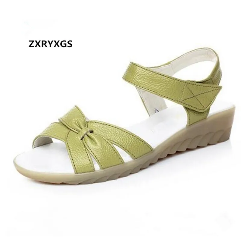 2019 New Comfort Soft genuine Leather shoes Summer Women Sandals Large Size Non-slip flat Mom sandals Fashion Shoes Woman shoes
2019 New Comfort Soft genuine Leather shoes Summer Women Sandals Large Size Non-slip flat Mom sandals Fashion Shoes Woman shoes
