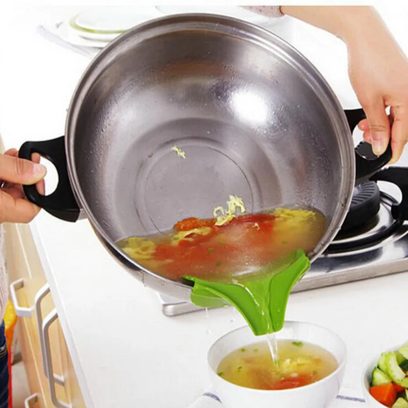 Anti-spill Leakage Kitchen Funnel High Quality Kitchenware Round Useful Pour Soup Tool Silicone Liquid Funnel Diversion Tools
Anti-spill Leakage Kitchen Funnel High Quality Kitchenware Round Useful Pour Soup Tool Silicone Liquid Funnel Diversion Tools