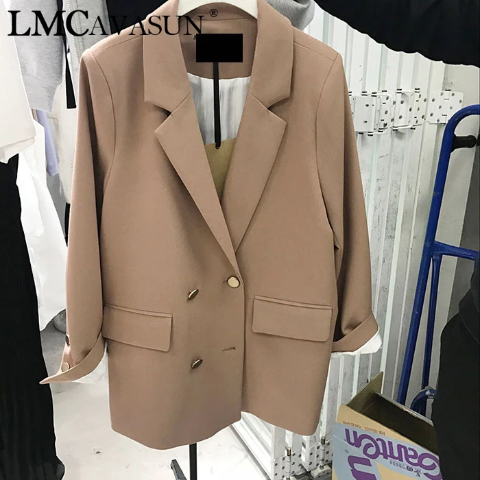 LMCAVASUN New South Korean commuter fashion metal double breasted fashion Korean suit jacket female
LMCAVASUN New South Korean commuter fashion metal double breasted fashion Korean suit jacket female