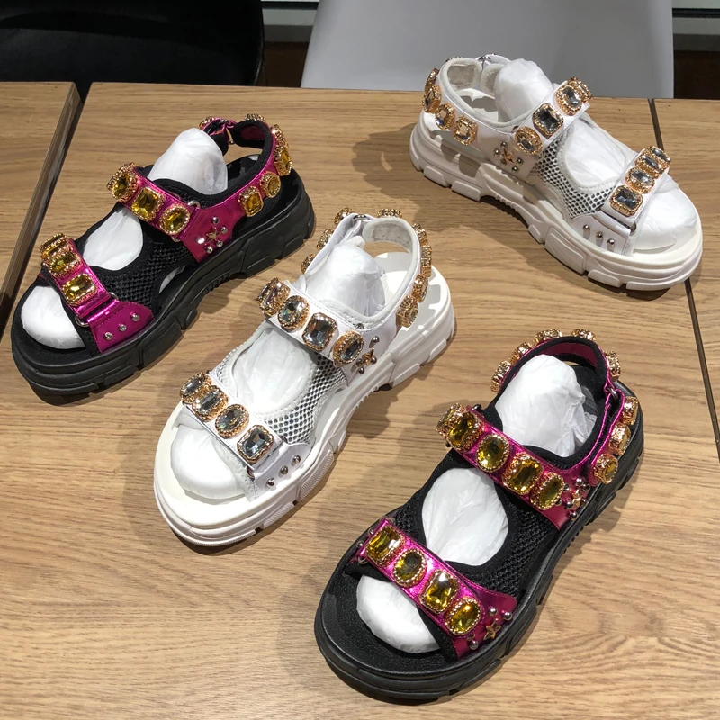 Hot Women Sandals Crystal Rivets Mesh Thick Bottom Hook And Loop Summer Flats Women Celebrities Casual Slingbacks Shoes Spikes
Hot Women Sandals Crystal Rivets Mesh Thick Bottom Hook And Loop Summer Flats Women Celebrities Casual Slingbacks Shoes Spikes
