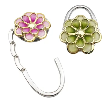 30PCS / LOT Flower metal table hook Alloy fashion creative folding bag buckle hooks desk bag hook
30PCS / LOT Flower metal table hook Alloy fashion creative folding bag buckle hooks desk bag hook