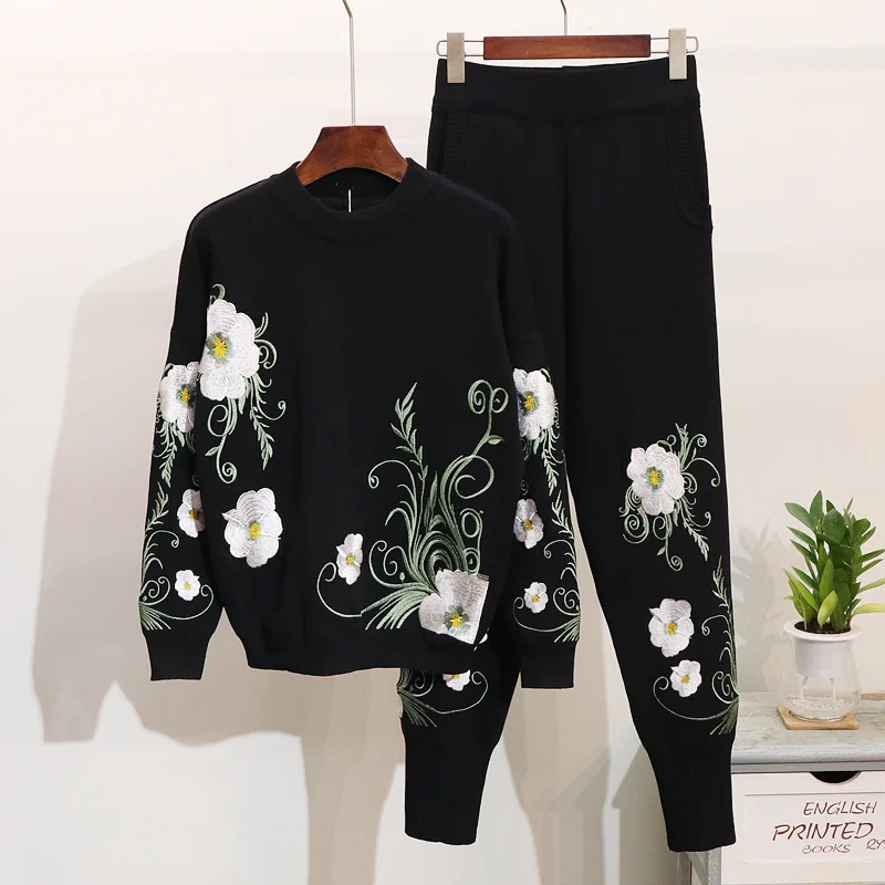 Spring Autumn Embroidery Knitted Sweaters Women Set Pullover Pants Female Casual Harlan Trousers 2pcs Tracksuits Knitting Suit
Spring Autumn Embroidery Knitted Sweaters Women Set Pullover Pants Female Casual Harlan Trousers 2pcs Tracksuits Knitting Suit