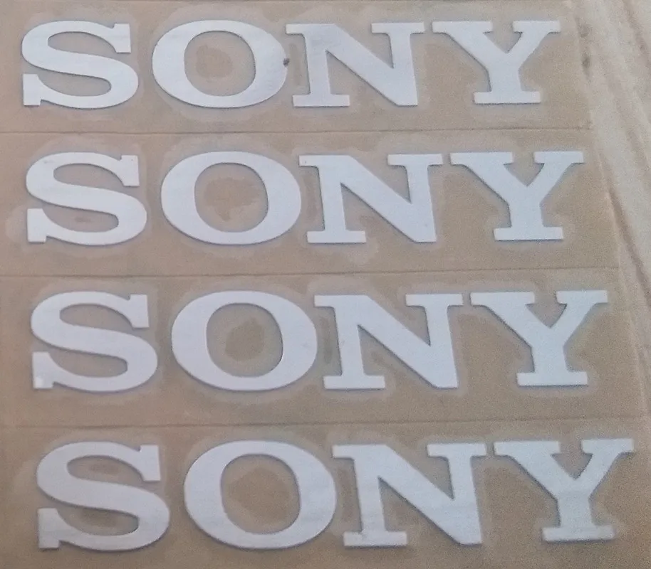 New Arrival Fahion DIY Decoration Blue And Green Luminous Logo stickers for SONY iphone Logo Label Decal
