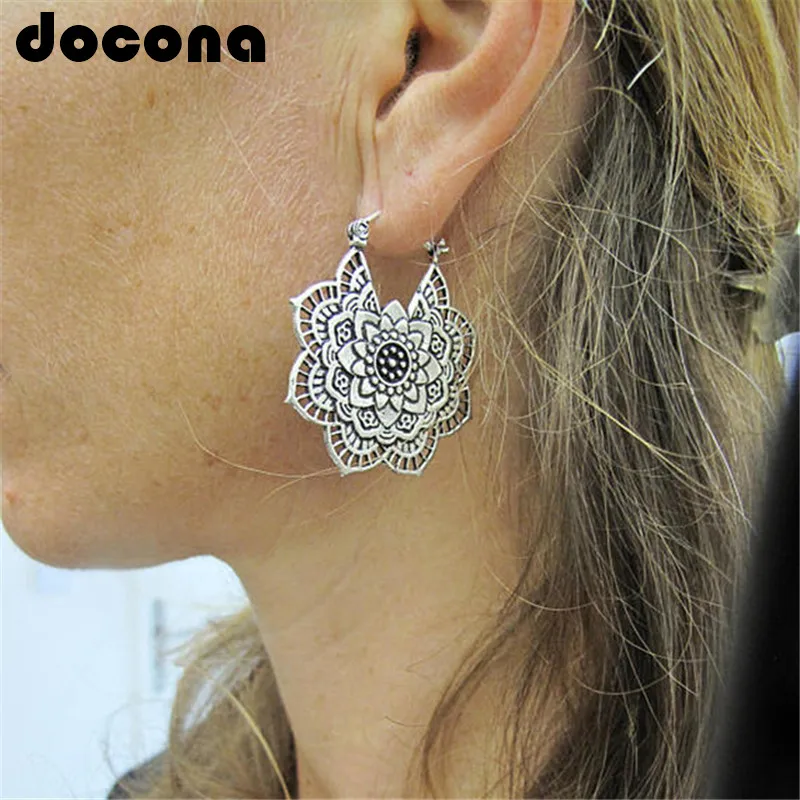 docona Vintage Mandala Flower Drop Dangle Earring for Women Girl Tribal Hollow Floral Pendant Earrings Pendientes 5123
docona Vintage Mandala Flower Drop Dangle Earring for Women Girl Tribal Hollow Floral Pendant Earrings Pendientes 5123