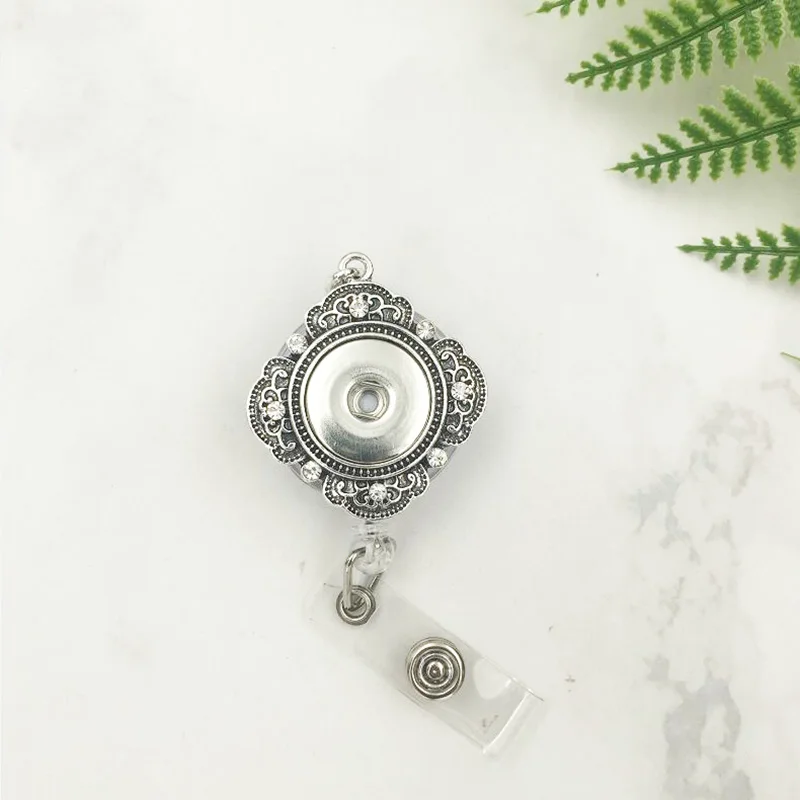 10PCS Ancient Silver Snap Button Eyeglass Holder Magnetic Id Badge Holder Name Tag Holder Brooch For 18MM Snap Button Charm
10PCS Ancient Silver Snap Button Eyeglass Holder Magnetic Id Badge Holder Name Tag Holder Brooch For 18MM Snap Button Charm