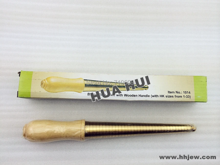 Free shipping Brass Ring Stick Ring sizer with Wooden Handle (with HK sizer from 1-33)
Free shipping Brass Ring Stick Ring sizer with Wooden Handle (with HK sizer from 1-33)