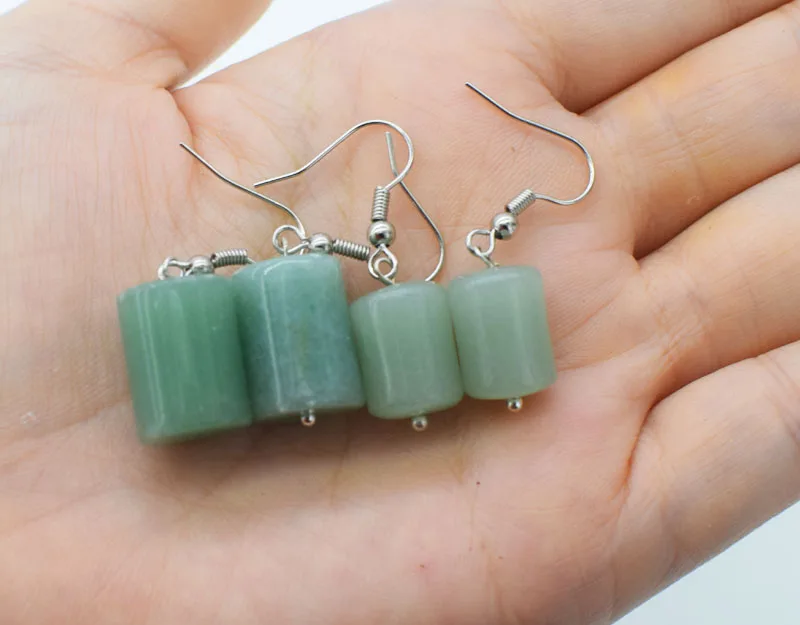 one pair green stone jades pillar 10*14mm/12*8mm hook earrings wholesale beads nature FPPJ
one pair green stone jades pillar 10*14mm/12*8mm hook earrings wholesale beads nature FPPJ
