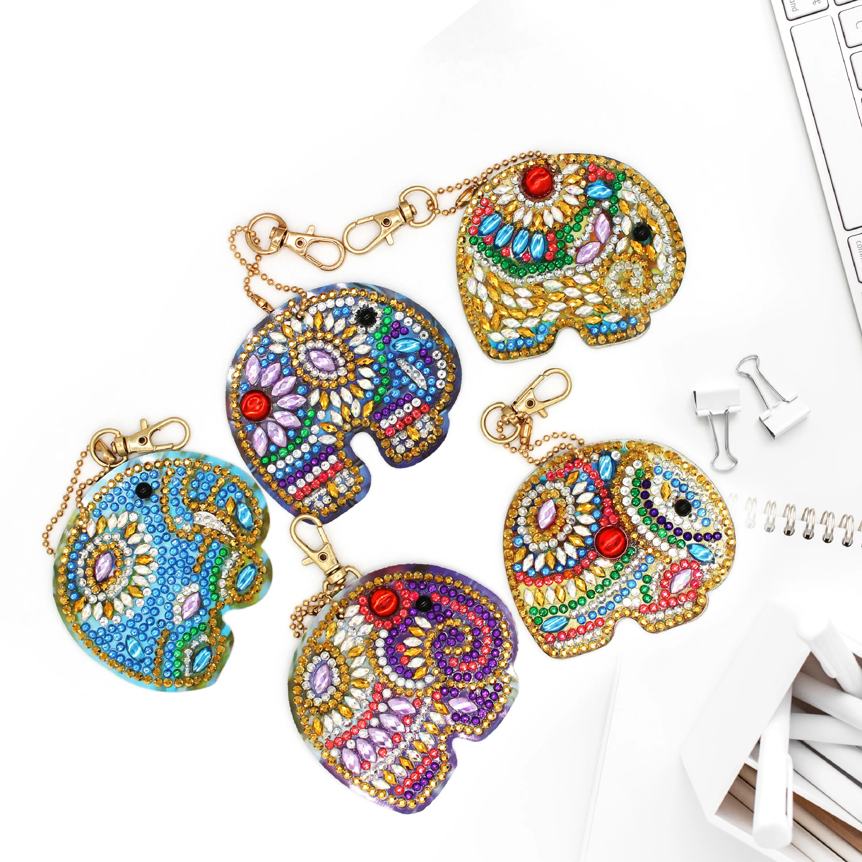 5pcs Acrylic Board Diy Diamond Painting Elephant Keychain Tools Round Shinny Special Diamond Woman Girl Bag Accessories YSK25
5pcs Acrylic Board Diy Diamond Painting Elephant Keychain Tools Round Shinny Special Diamond Woman Girl Bag Accessories YSK25