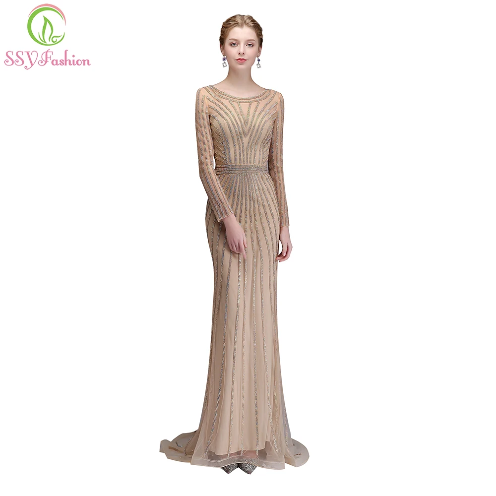 SSYFashion New High-end Evening Dress Luxury Banquet Bling Bling Gold Sequin Long Sleeved Mermaid Reflective Dress
SSYFashion New High-end Evening Dress Luxury Banquet Bling Bling Gold Sequin Long Sleeved Mermaid Reflective Dress