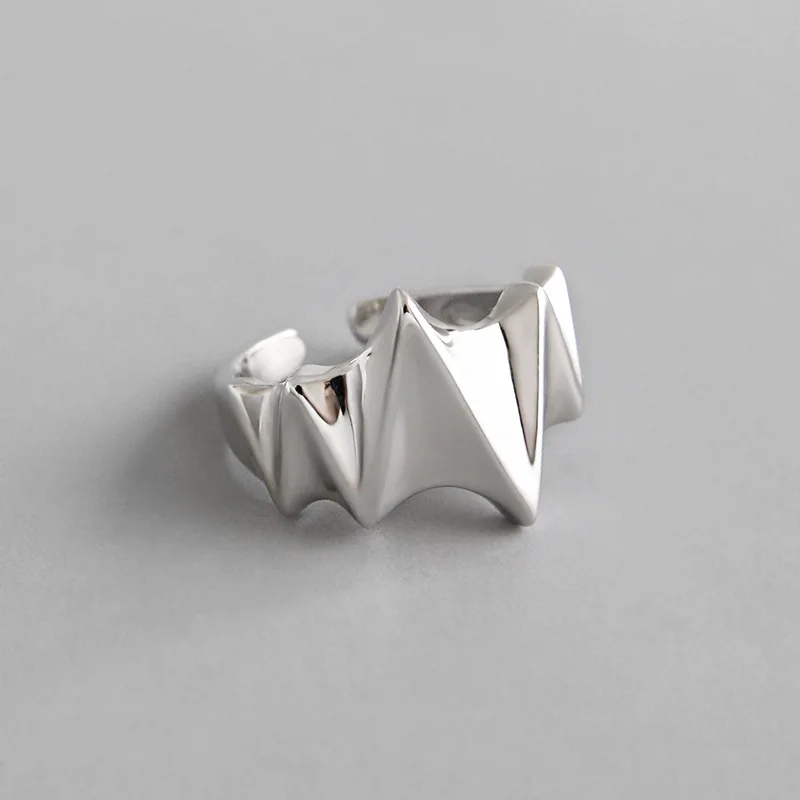 HFYK 925 Sterling Silver Ring 2019 Geometric Electrocardiogram Rings For Women Big Ring bague femme argent 925 anillos mujer
HFYK 925 Sterling Silver Ring 2019 Geometric Electrocardiogram Rings For Women Big Ring bague femme argent 925 anillos mujer