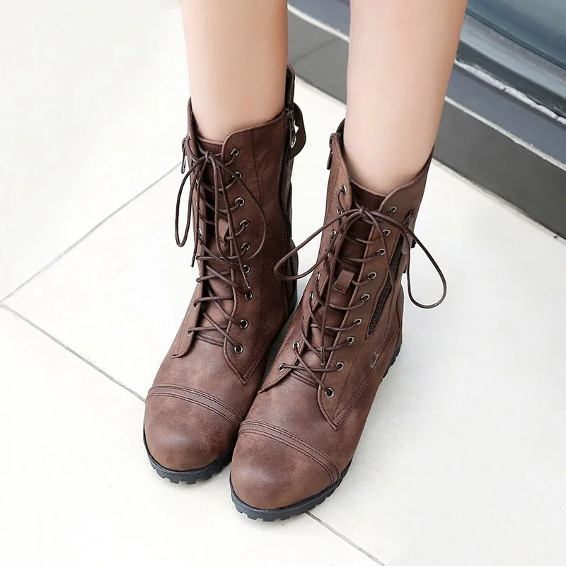 Large Size 35-43 Women Lace Up Martin boots Double Buckle Flat Boots Black Mid calf botas mujer 2019 Bown botines 76C49
Large Size 35-43 Women Lace Up Martin boots Double Buckle Flat Boots Black Mid calf botas mujer 2019 Bown botines 76C49