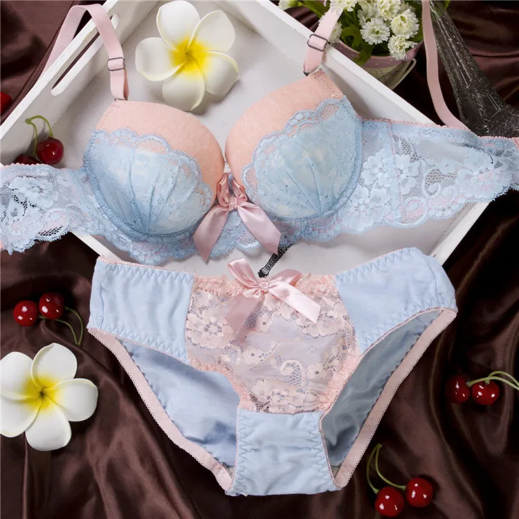 Sexy Lace Bra Set Cotton Lingerie Push up Sexy Bra Lovely Underwear gathering Bra Briefs Embroidery Lace H174
Sexy Lace Bra Set Cotton Lingerie Push up Sexy Bra Lovely Underwear gathering Bra Briefs Embroidery Lace H174