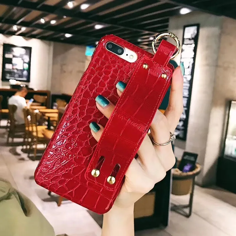 Luxury Crocodile Pattern Wrist Strap Leather Phone Case For iphone 7 7plus Hot Fashion Case for iPhone X 8 8Plus 6 6s Plus
Luxury Crocodile Pattern Wrist Strap Leather Phone Case For iphone 7 7plus Hot Fashion Case for iPhone X 8 8Plus 6 6s Plus