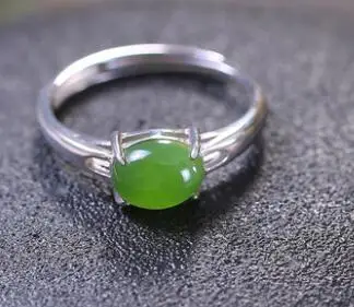 CAR017 925 Sterling silver ring with box 3stone
CAR017 925 Sterling silver ring with box 3stone