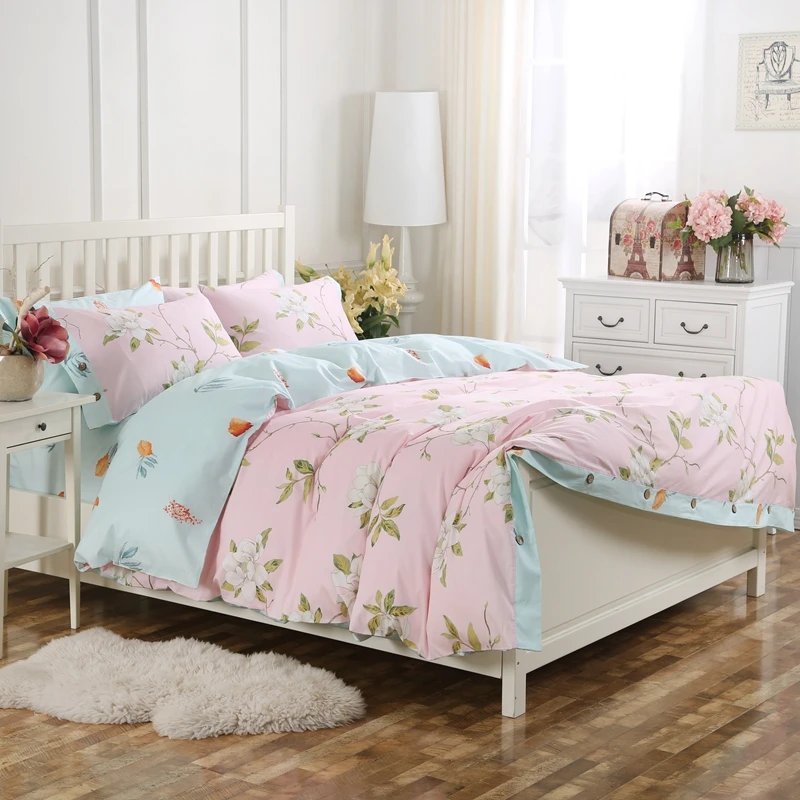 100% Cotton Wood Button Pink Floral Printed King Queen Duvet Cover Set with 1 duvet cover 2 pillow cases 1 flat sheet
100% Cotton Wood Button Pink Floral Printed King Queen Duvet Cover Set with 1 duvet cover 2 pillow cases 1 flat sheet