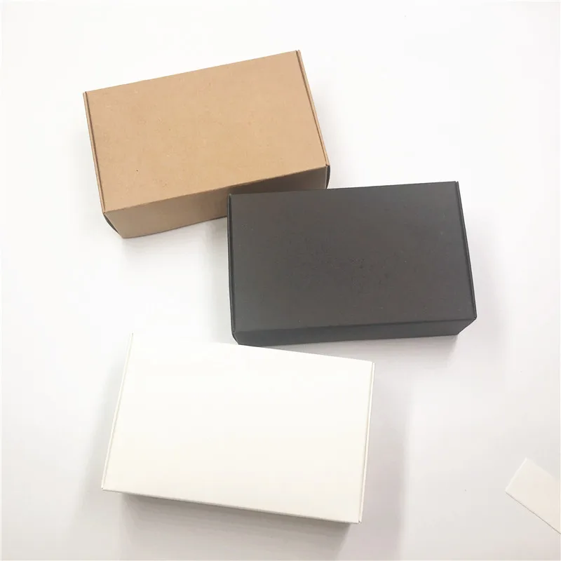 

12pcs/Lot Brown White Black Handcraft Kraft Paper Aircraft Boxes Container Storage Recyclable Boxes For Valentine's Day Gifts