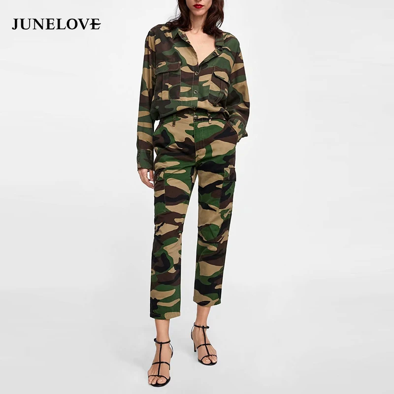 JuneLove Women Long Sleeve Military Blouse Shirts Vintage Female Camouflage Sets Lady Suits Casual Street Wear Bottoms Loose Top
JuneLove Women Long Sleeve Military Blouse Shirts Vintage Female Camouflage Sets Lady Suits Casual Street Wear Bottoms Loose Top