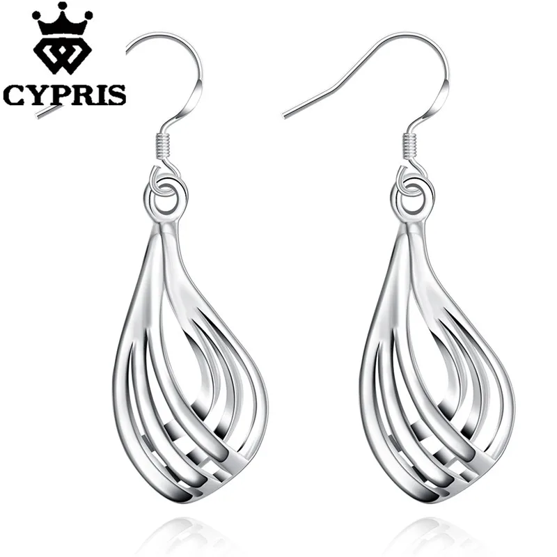 SALE best selling E230 silver earrings fashion jewelry unique style corrugated earrings wholesale price factory store
SALE best selling E230 silver earrings fashion jewelry unique style corrugated earrings wholesale price factory store
