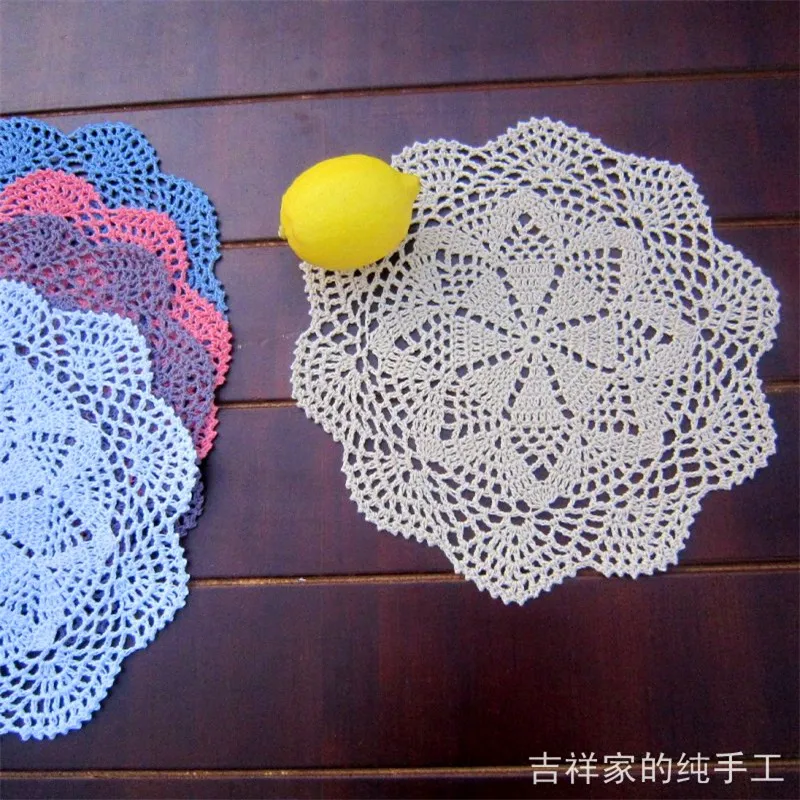 25 and 28cm round cotton crochet lace doilies with flower for wedding decor as table decoration tableware pad table mat
25 and 28cm round cotton crochet lace doilies with flower for wedding decor as table decoration tableware pad table mat