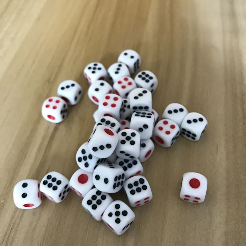 Wholesale 100/200/500/1000/1500PCS 10mm Dice Acrylic White Dice Hexahedron Fillet Red Black Points Clubs KTV Dedicated Dice Set
Wholesale 100/200/500/1000/1500PCS 10mm Dice Acrylic White Dice Hexahedron Fillet Red Black Points Clubs KTV Dedicated Dice Set