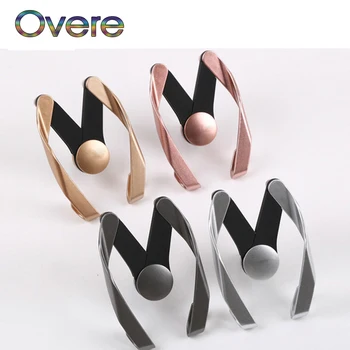 Overe 1Pc Auto Car air outlet Phone stand M Styling For Ford Focus 2 3 Fiesta Mondeo MK4 Ranger Toyota Corolla chr RAV4 yaris
Overe 1Pc Auto Car air outlet Phone stand M Styling For Ford Focus 2 3 Fiesta Mondeo MK4 Ranger Toyota Corolla chr RAV4 yaris