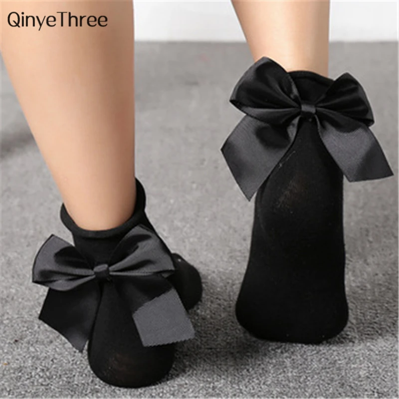 Fashion Girls' Lovely Bow Socks Chic Streetwear Wild Heel with Bow knot Socks Dropship
Fashion Girls' Lovely Bow Socks Chic Streetwear Wild Heel with Bow knot Socks Dropship