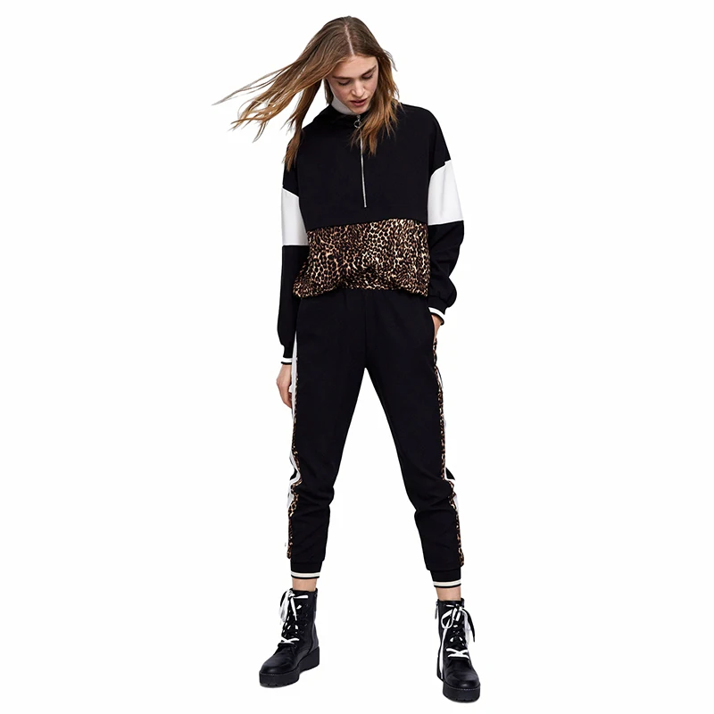 Summer 2018 sportswear suit two-piece jacket and pants 2 suit casual hoodie women's clothing
Summer 2018 sportswear suit two-piece jacket and pants 2 suit casual hoodie women's clothing