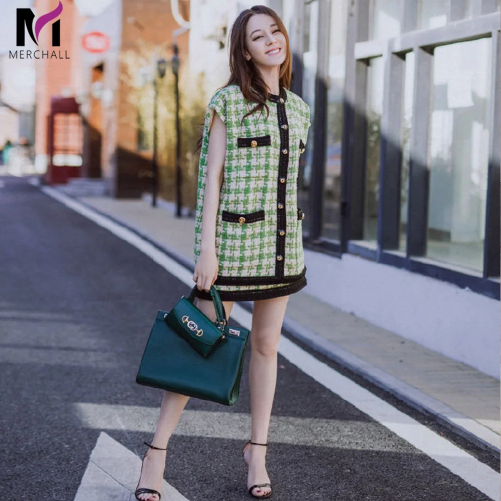 2019 Summer Sweet Green Plaid Two Pieces Skirt Suit Women 2 Pieces Set Lady Vintage Plaid Cardigan Vest Skirt Suit Clothes
2019 Summer Sweet Green Plaid Two Pieces Skirt Suit Women 2 Pieces Set Lady Vintage Plaid Cardigan Vest Skirt Suit Clothes