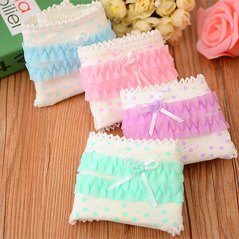 2750537153_541603624