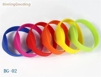 BG-02 100PCS/LOT 125khz T5577/T5567/T5557 Rewritable RFID Wristband Bracelet Copy Clone ID Card For Swimming Pool Sauna Room GYM
BG-02 100PCS/LOT 125khz T5577/T5567/T5557 Rewritable RFID Wristband Bracelet Copy Clone ID Card For Swimming Pool Sauna Room GYM