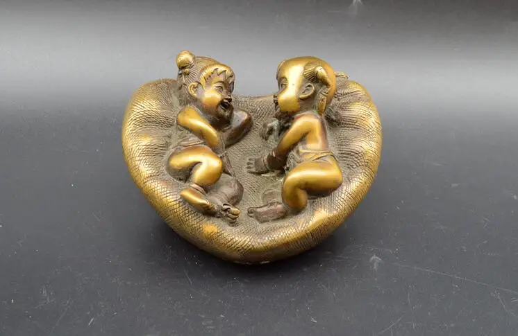 Antique collection of antique bronze bronze antique collection of young boys and girls.
Antique collection of antique bronze bronze antique collection of young boys and girls.