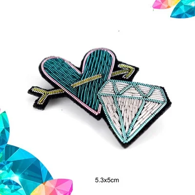 DIY New High quality 3D Hand embroidered badges Eternal love Armband applique for Coat Trousers Bag Brooch
DIY New High quality 3D Hand embroidered badges Eternal love Armband applique for Coat Trousers Bag Brooch