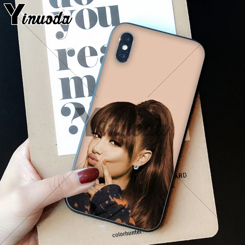 Cat Ar Ariana Grande