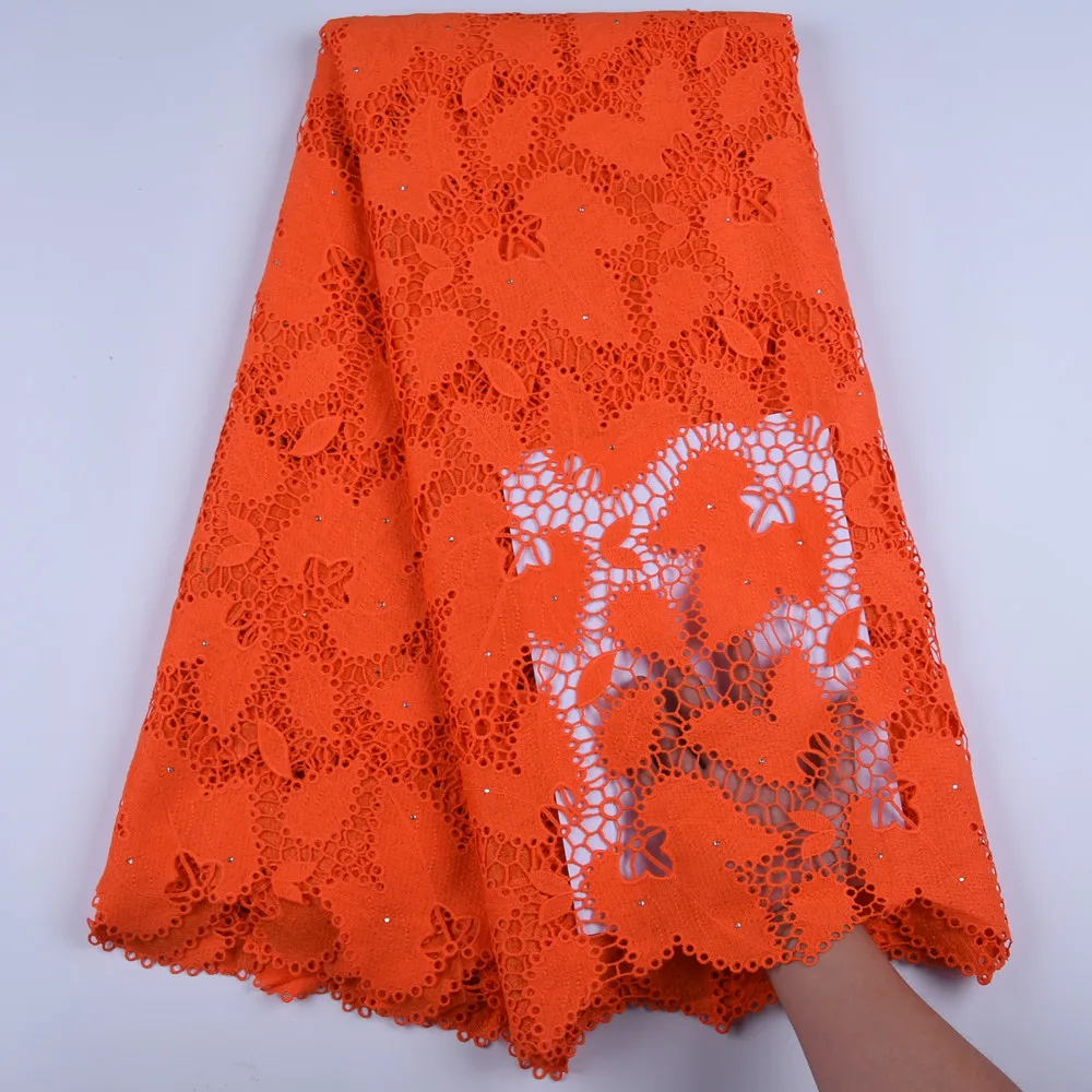 African Cord Lace Fabrics Nigerian Lace With Stones 2019 High Quality Embroidery Guipure Lace Fabric For Wedding Dress A1668
African Cord Lace Fabrics Nigerian Lace With Stones 2019 High Quality Embroidery Guipure Lace Fabric For Wedding Dress A1668