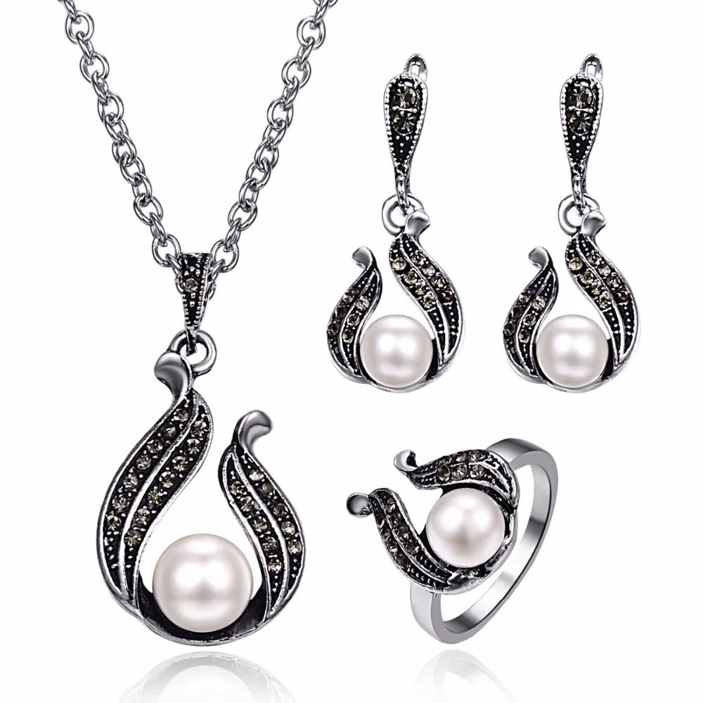 Vintage Wedding Pearl Jewelry Sets For Women Antique Silver Full Black Rhinestone Water Drop Pendant Necklace Earrings Ring Set
Vintage Wedding Pearl Jewelry Sets For Women Antique Silver Full Black Rhinestone Water Drop Pendant Necklace Earrings Ring Set
